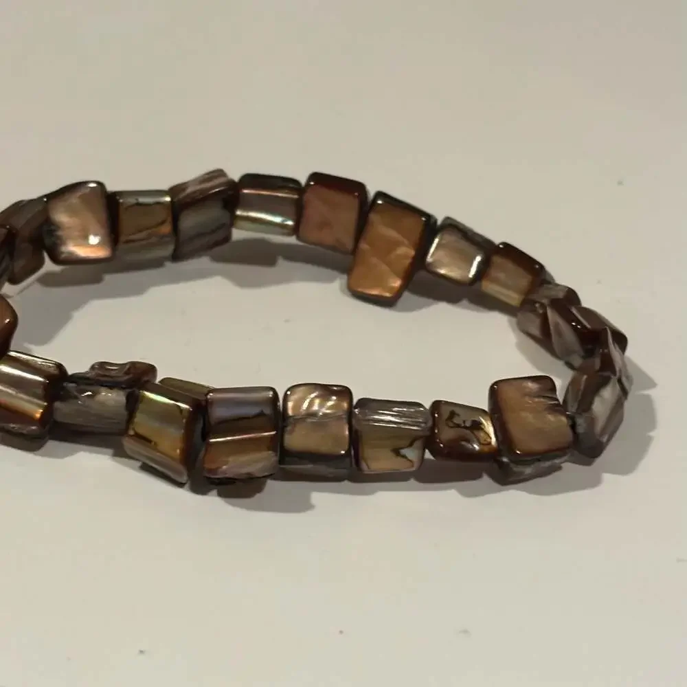 Brown Shell Square iridescent Beaded Stretch Bracelet